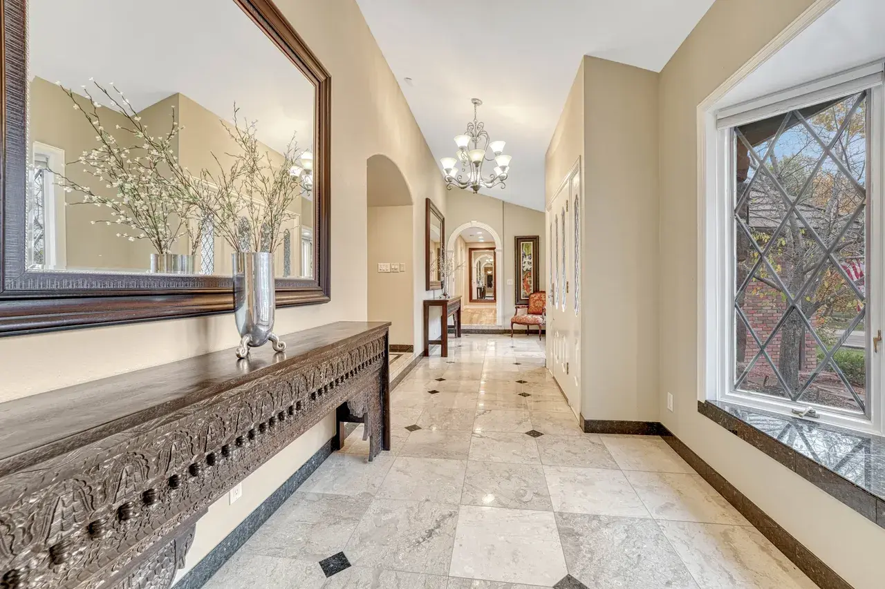 735 S Bear Paw Ln, Colorado Springs, CO 80906