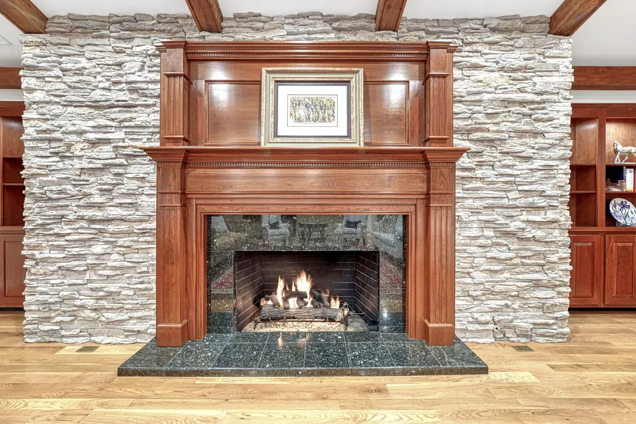 735 S Bear Paw Ln, Colorado Springs, CO 80906