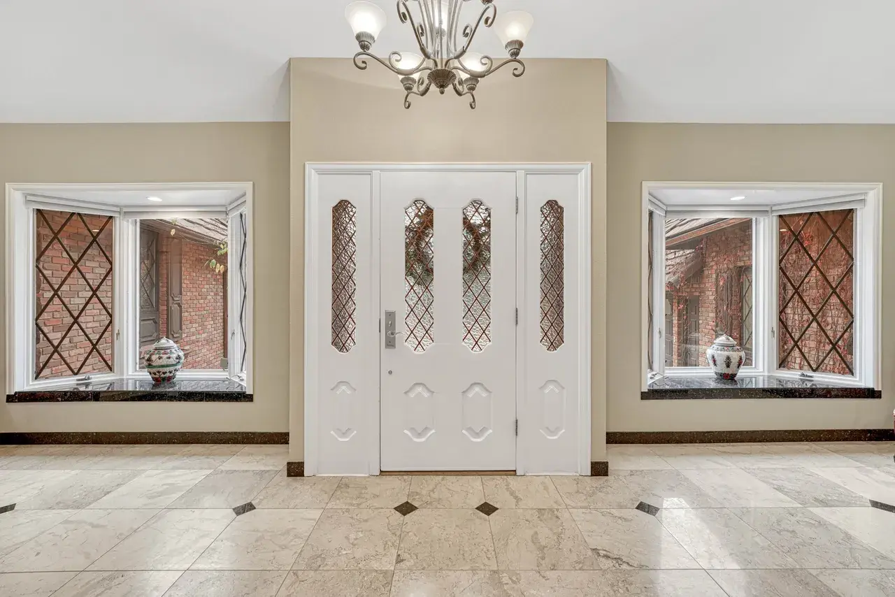 735 S Bear Paw Ln, Colorado Springs, CO 80906