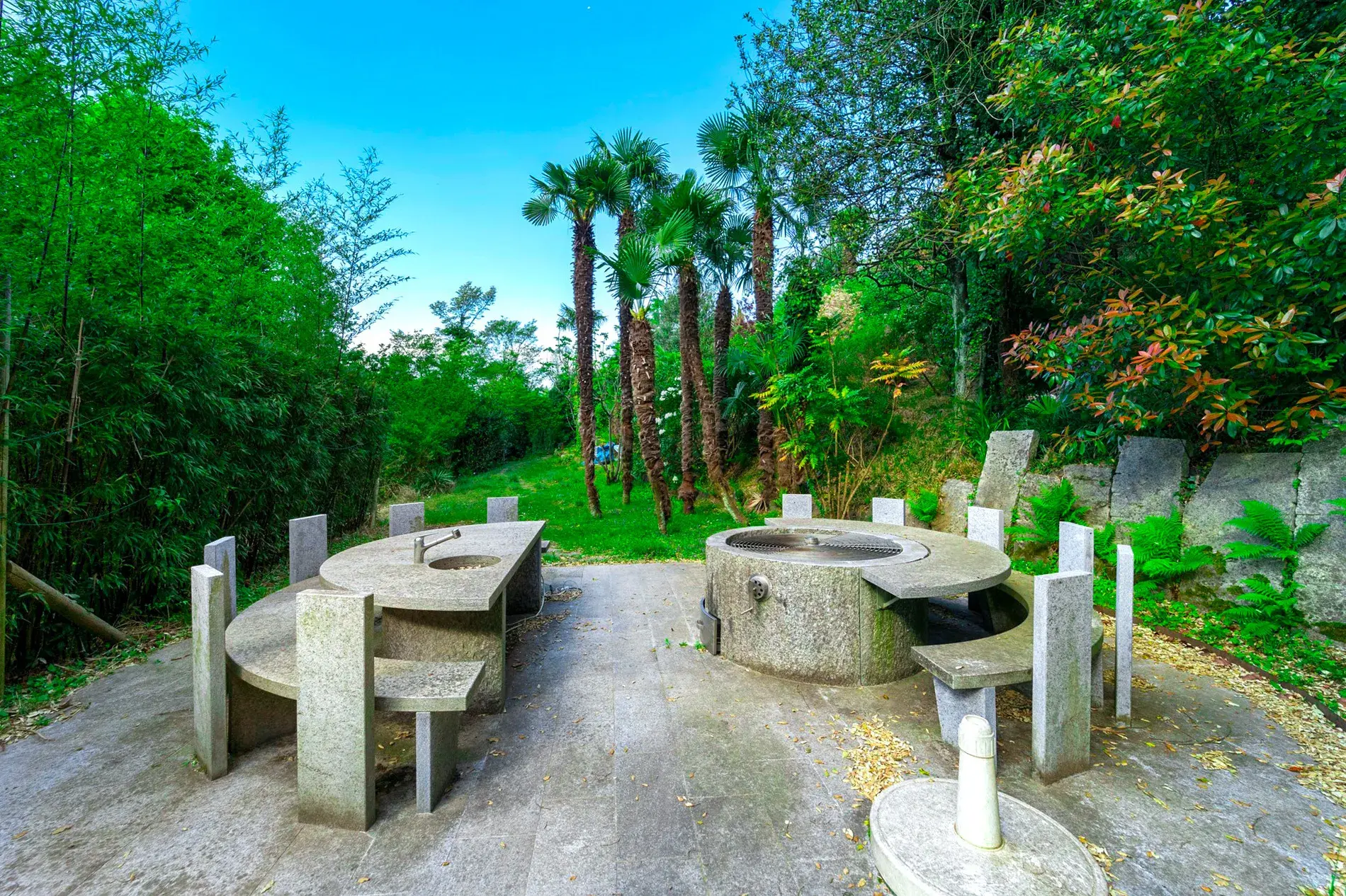 Laura Aguilera Villa With Stunning Views Of Lake Lugano And Extensive Private Grounds