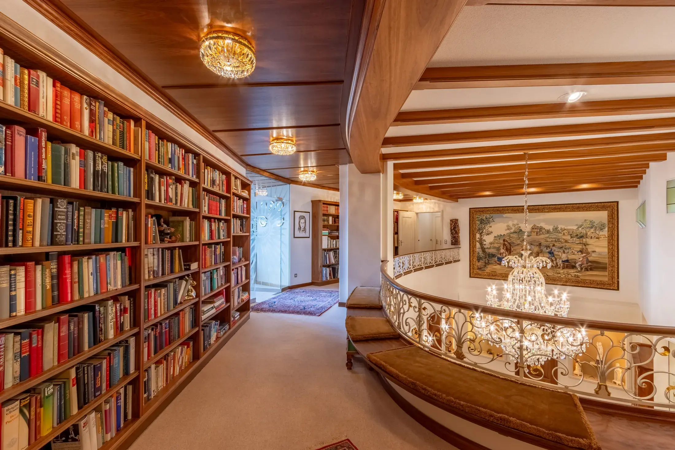 Laura Aguilera Royal Residence With Breathtaking Views