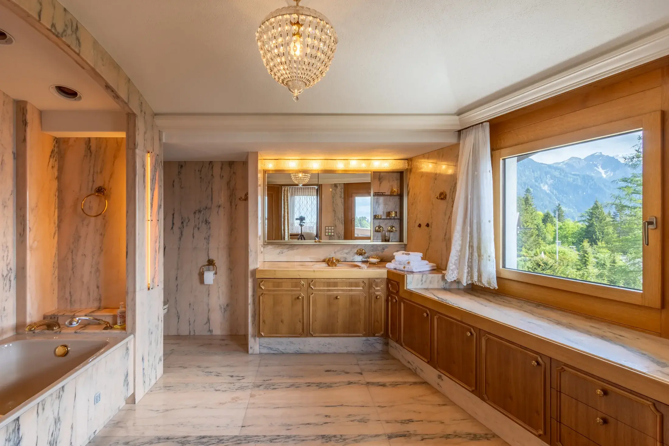 Laura Aguilera Royal Residence With Breathtaking Views