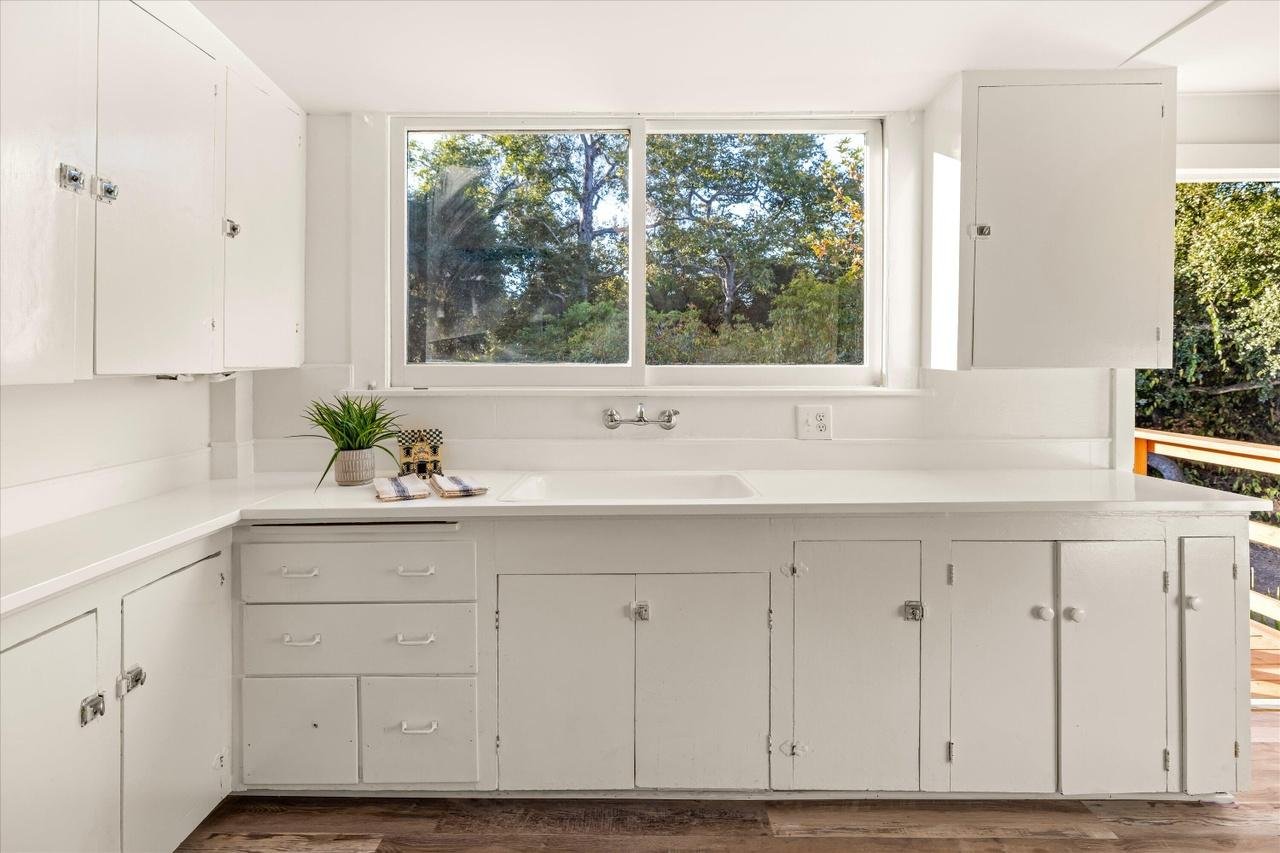 1465 S Jameson Ln, Montecito, CA 93108