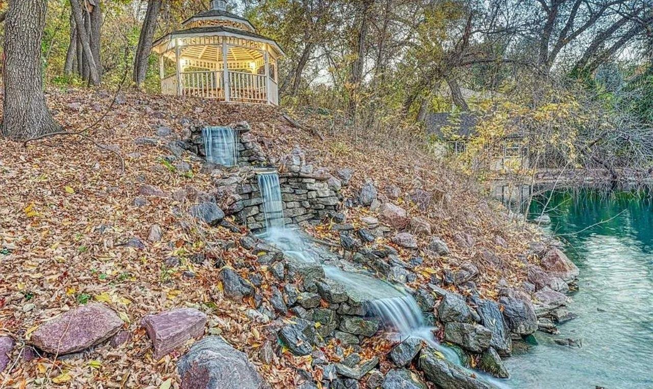 735 S Bear Paw Ln, Colorado Springs, CO 80906