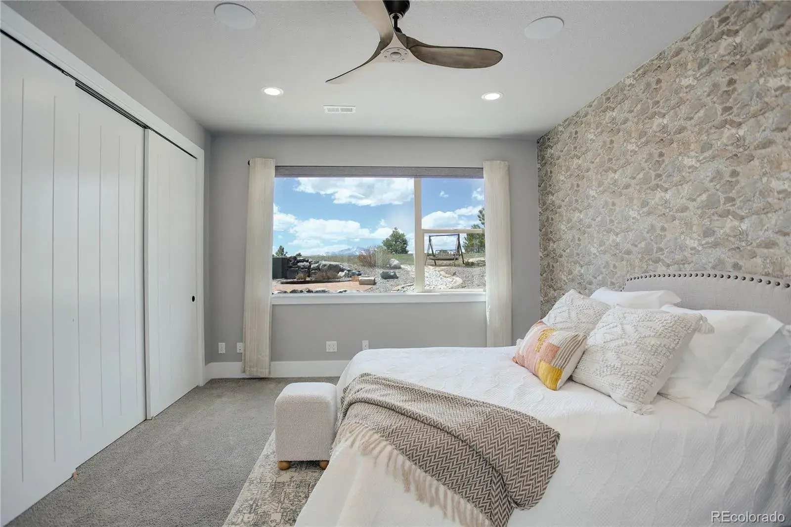 18320 Table Rock Rd, Colorado Springs, CO 80908