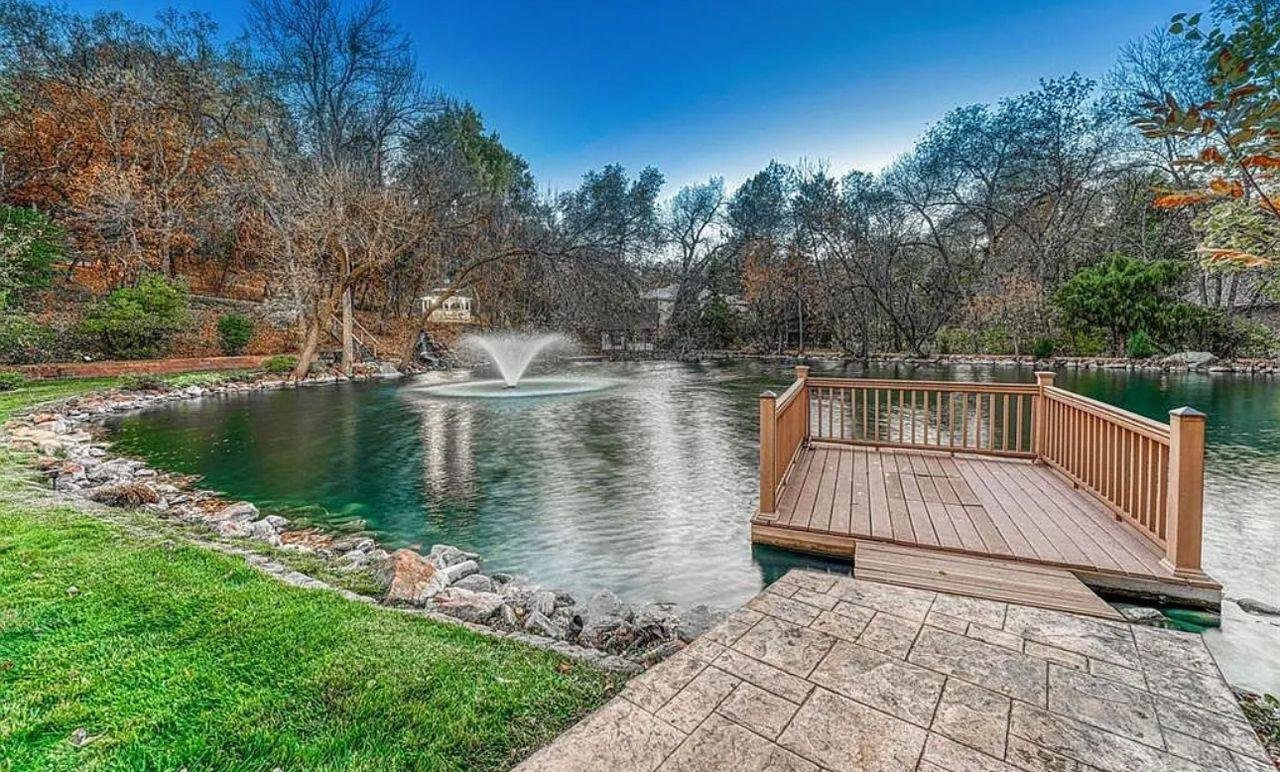 735 S Bear Paw Ln, Colorado Springs, CO 80906