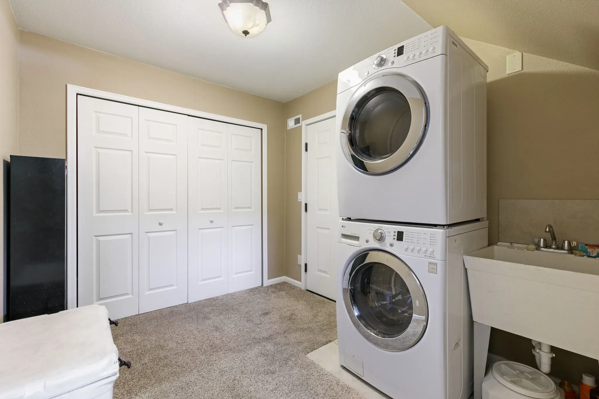 18320 Table Rock Rd, Colorado Springs, CO 80908