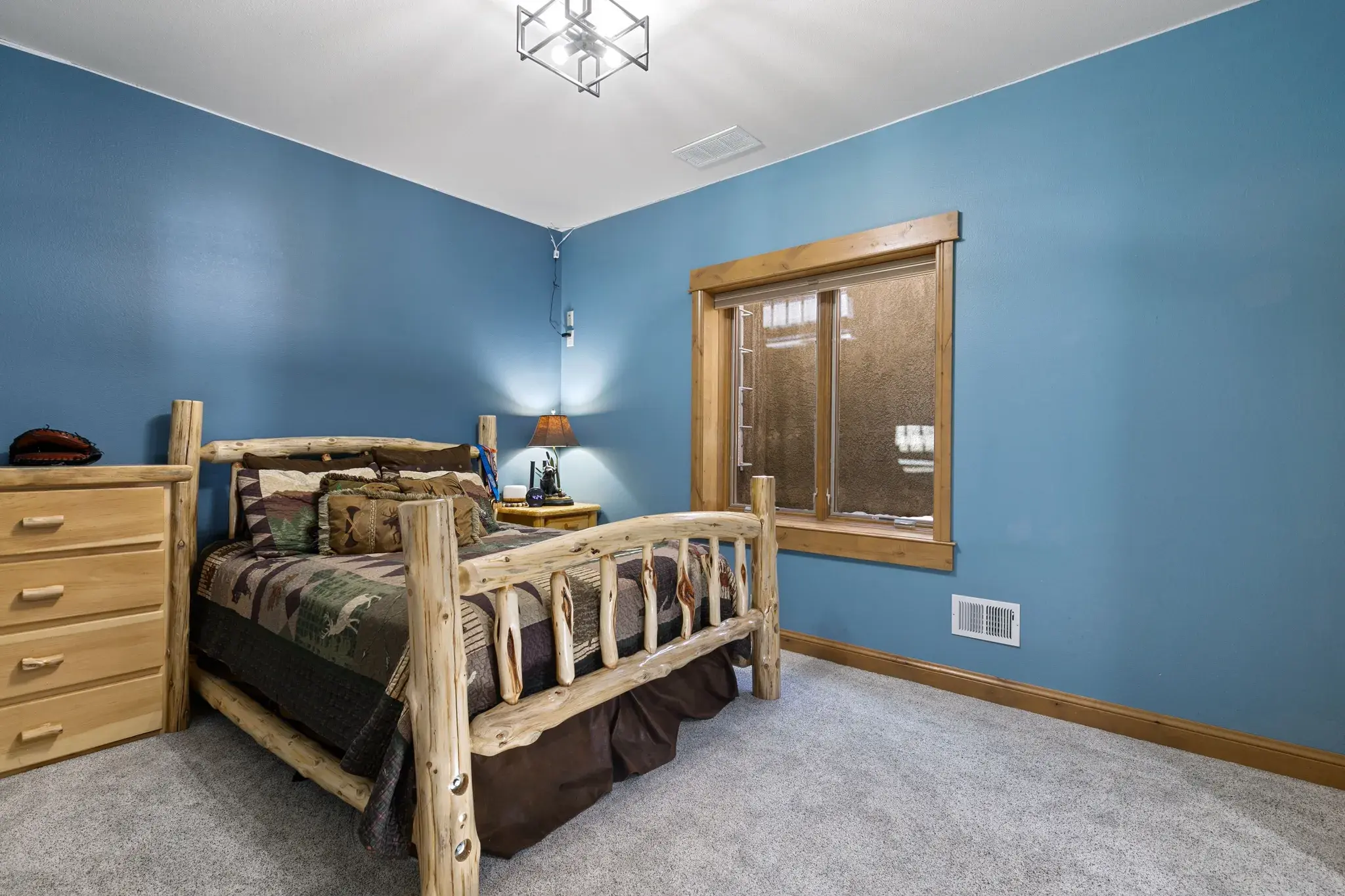 18320 Table Rock Rd, Colorado Springs, CO 80908