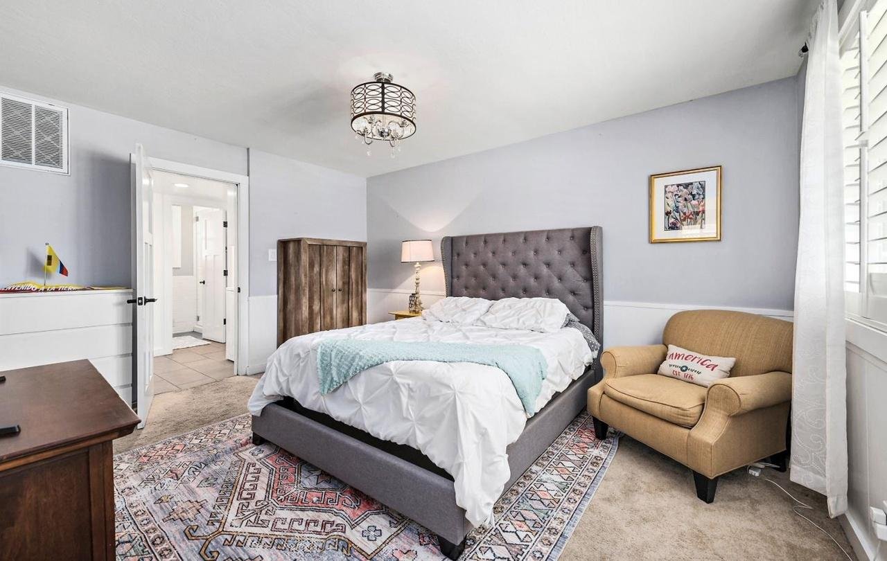 Laura Aguilera 1494 Gerhardt Ave, SAN JOSE, CA 95125